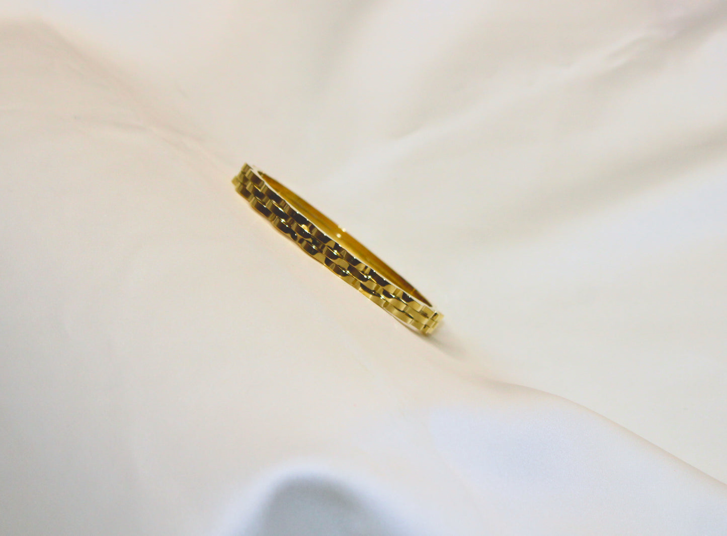 Alora Gold Bangle