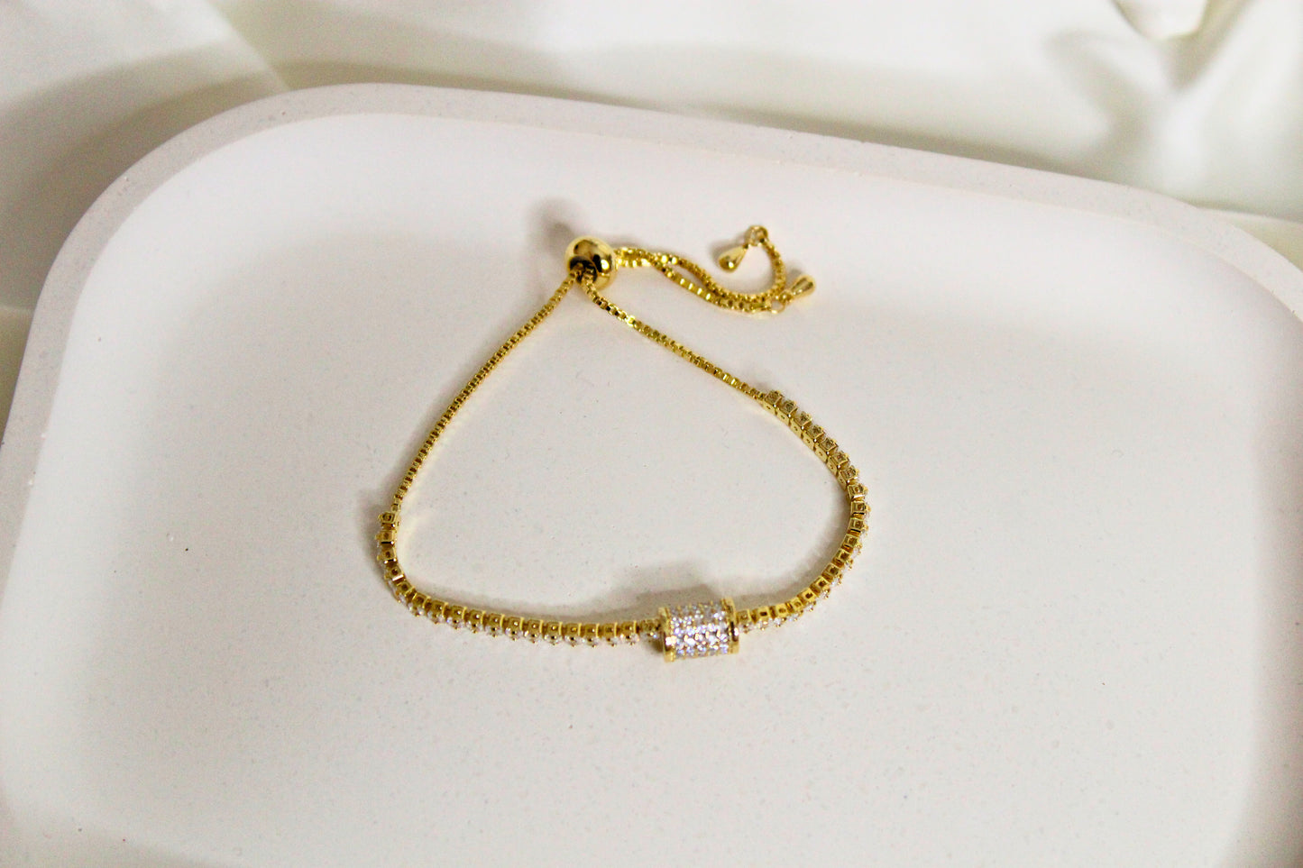 Nova String Bracelet