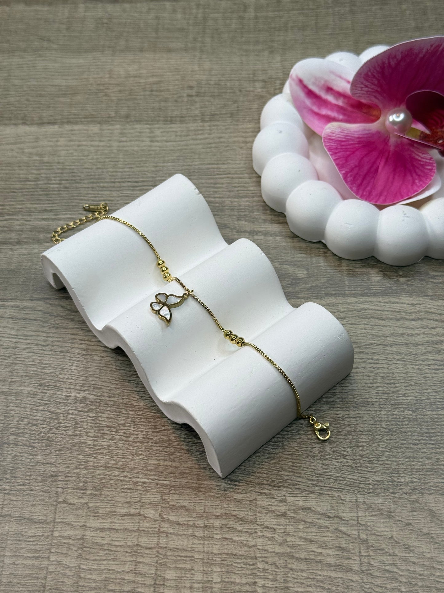 Pearly Butterfly Anklet