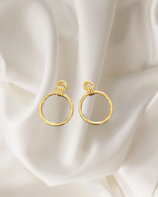 Knot Hoops